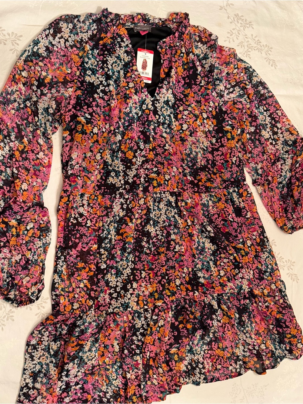 Vince Camuto Black Floral Tiered Ruffle-Hem Dress
